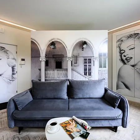 アパート Marylin クラクフ